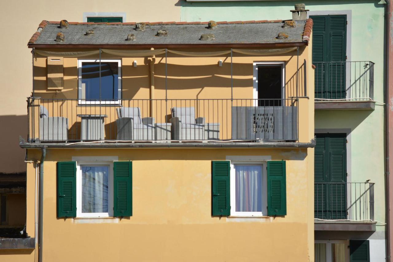 L' Attico Giallo Oro Di Giulia Manarola Exteriér fotografie